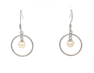 Pearls & Circle Shape Earrings