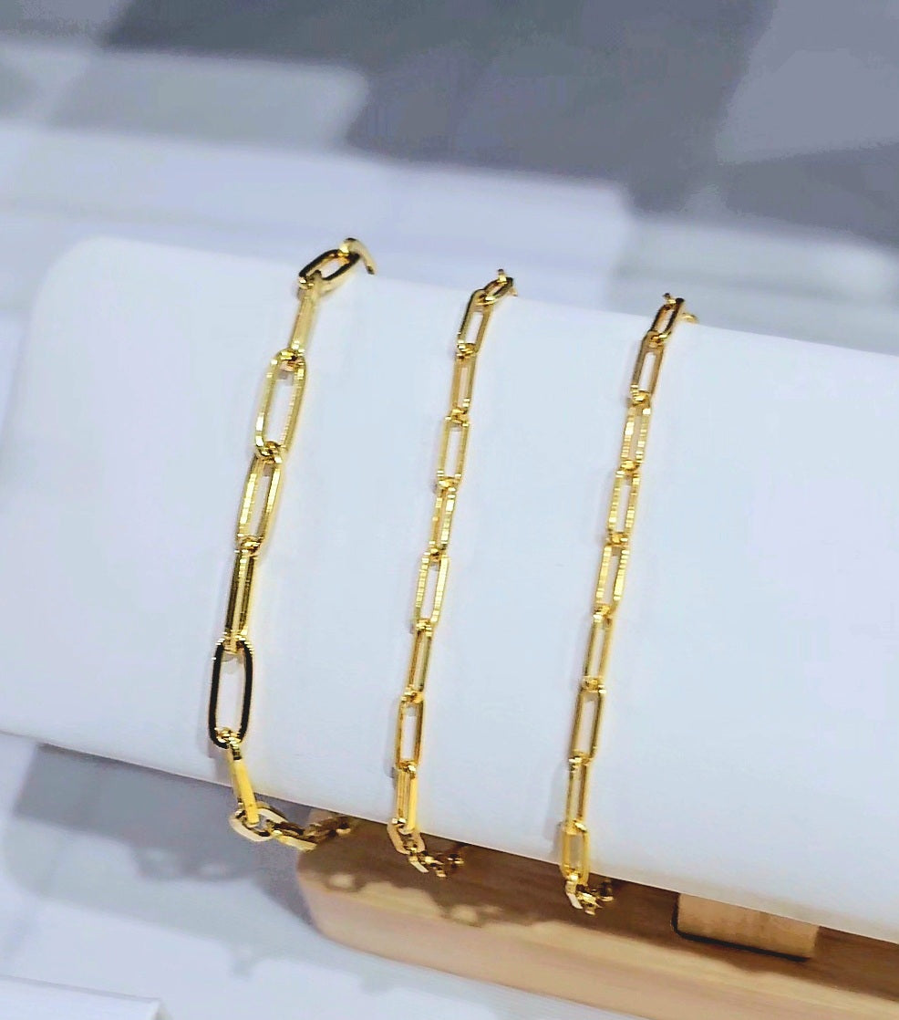 Paperclip 10K Gold Bracelet